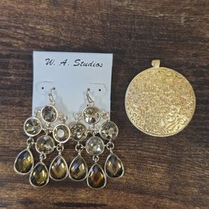 BOGO💖W. A. Studios Earrings and Pendant Set